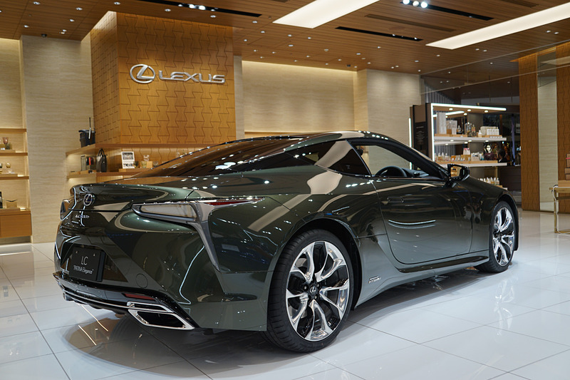 LCの特別仕様車“PATINA Elegance”