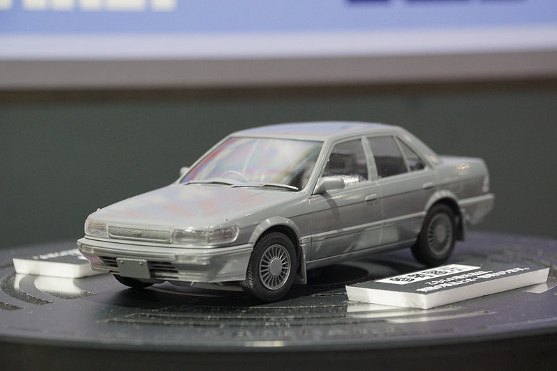 ニッサン ブルーバード 4ドアセダン SSS アテーサリミテッド（U12型）前期