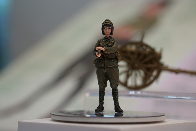 こちらは歴装ヲトメのプラモデル化