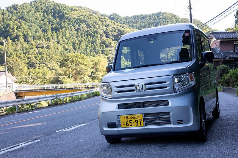 一般道の山道では6速は使わないので登坂の不満はない。弱いのはあくまでも6速でいったときの高速道路の上り区間のみ