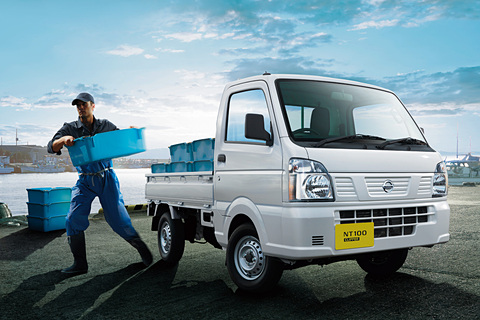 日産、軽トラック「NT100 クリッパー」の仕様を一部変更。先進安全装備 日産、軽トラック「NT100 クリッパー」の仕様を一部変更。先進安全装備