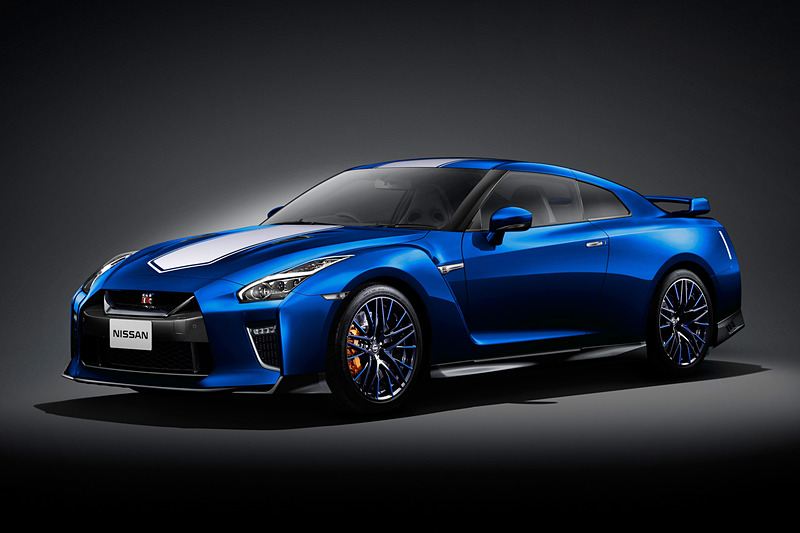 50周年記念の特別仕様車「GT-R 50th Anniversary」