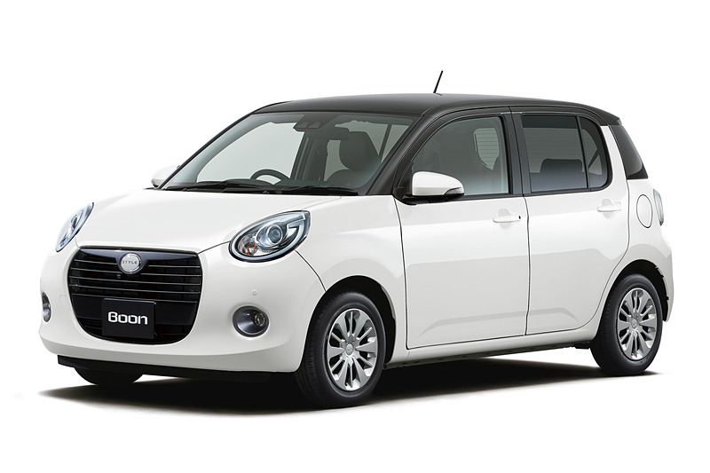 「ブーン スタイル“ブラックリミテッドSA III”」（ブラックマイカメタリック×パールホワイトIII）