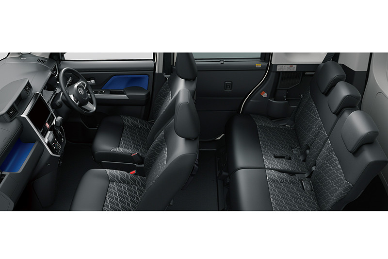 トール カスタムG“リミテッドII SA III”のインテリア。パノラマモニター対応純正ナビ装着用アップグレードパックやコンフォータブルパック（シートヒーター＆シートバックテーブル）を特別装備