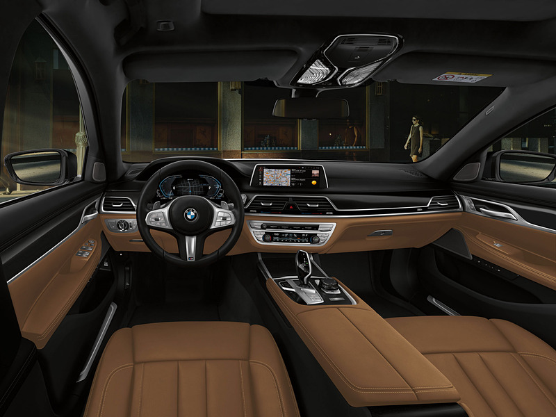 BMW Individualの「ピアノ・フィニッシュ・ブラック・インテリア・トリム」