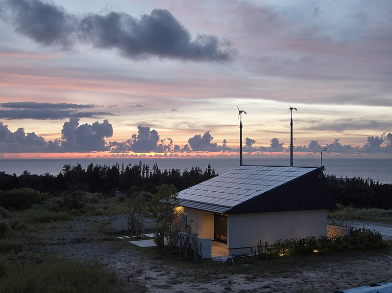 住まいの分散型エネルギー・水システム「蒸暑地サステナブルアーキテクチャー」ミサワホーム総合研究所＋学校法人沖縄科学技術大学院大学学園＋ソニーコンピュータサイエンス研究所＋ミサワホーム