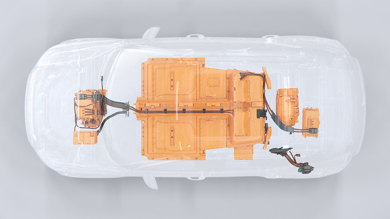 ボルボのCMA（コンパクト・モジュラー・アーキテクチャ）にバッテリーパックをフロアに一体化して組み込んだ