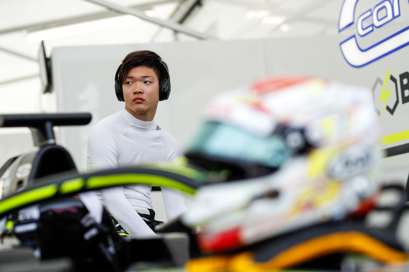 カーリンチームからの出走した名取鉄平