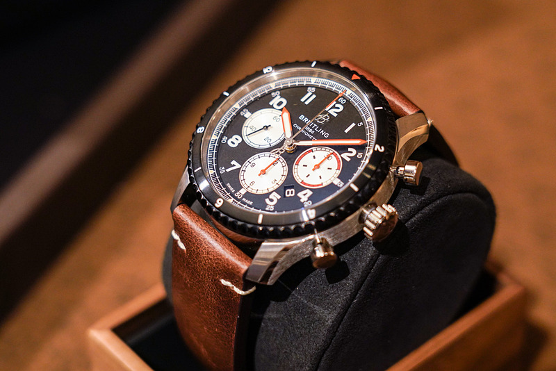 アビエーター 8 B01 クロノグラフ 43 モスキートはコンセプトショップのみの扱い