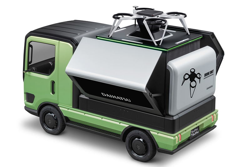 TsumuTsumuのボディサイズは3395×1475×1850mm（全長×全幅×全高）。農業用ドローン基地やマルシェなどにもなる換装可能な荷台を備える