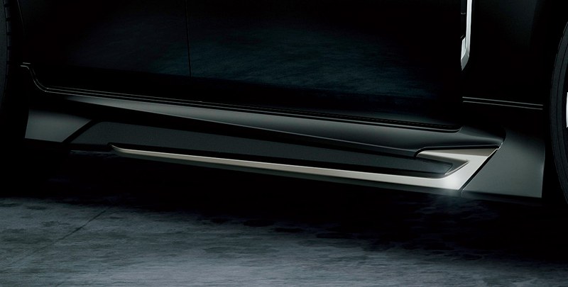 サイドスカート（スモークメッキ）：10万100円（塗装済）