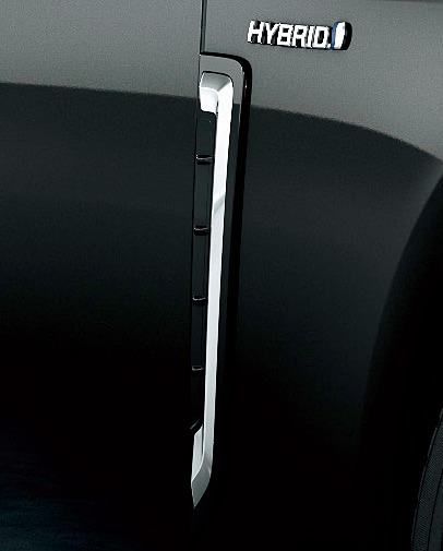 フェンダーガーニッシュ（すでに発売中の商品と同仕様）：3万3000円