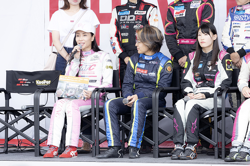 KYOJO-CUPドライバーが勢ぞろいしたトークショー