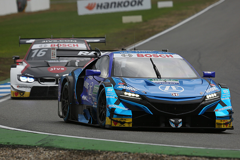 バトン選手（1号車 Honda NSX-GT）が予選6位