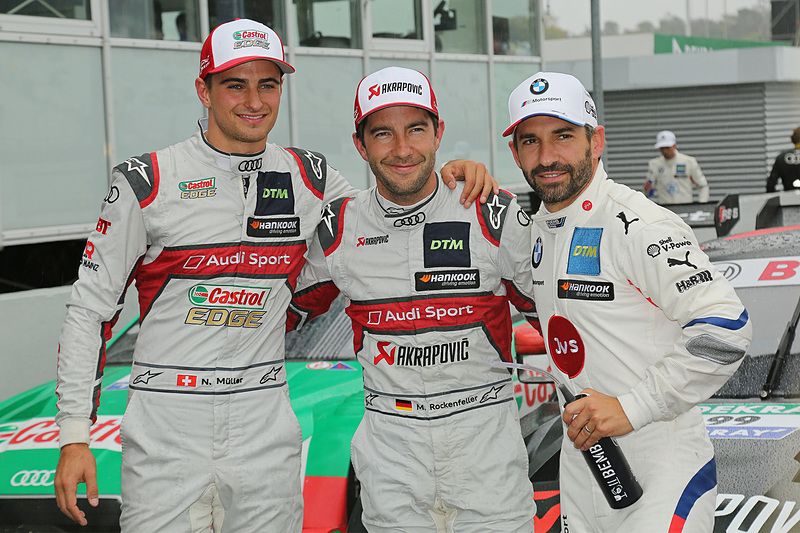 ポールポジションを獲得したマイク・ロッケンフェラー選手（中央）、2位を獲得したニコ・ミューラー選手（左）、3位を獲得したティモ・グロック選手