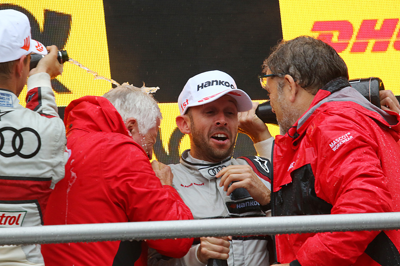 シリーズ表彰式