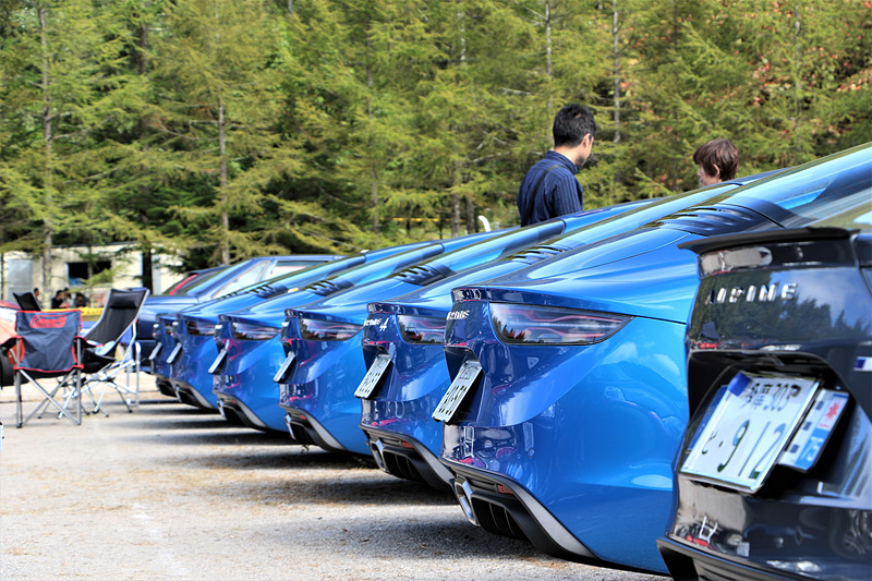 ずらりと並んだ新型アルピーヌ A110