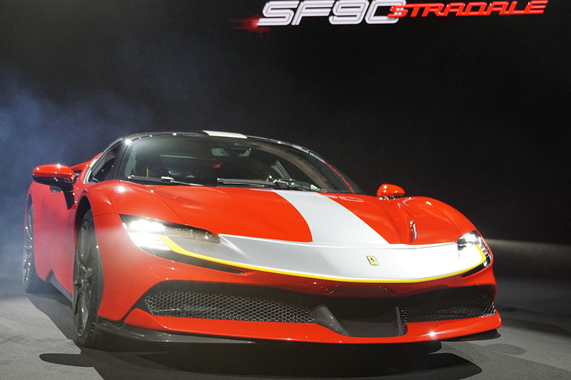 日本初公開された「SF90 Stradale」