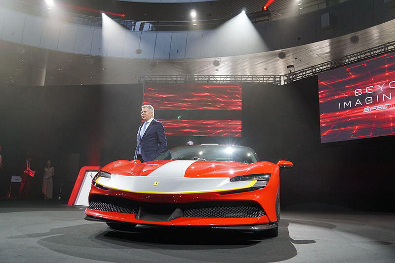 日本初公開された「SF90 Stradale」