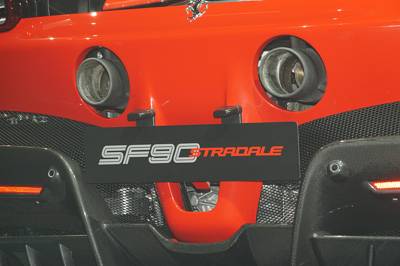 SF90 Stradaleの細部