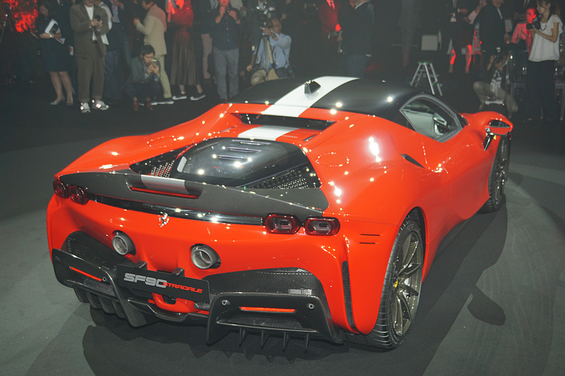 日本初公開された「SF90 Stradale」