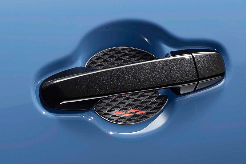 ドアハンドルプロテクター（6600円）