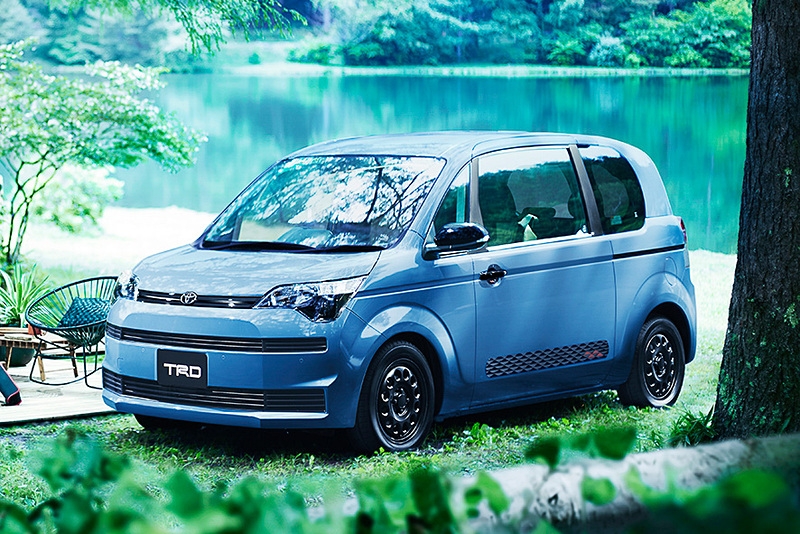 スペイド“GLAMPER”の専用アクセサリー「アクティブキット」装着車