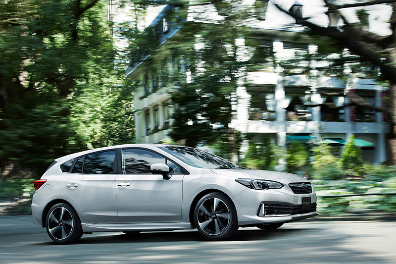 「インプレッサ」を大幅改良。写真は「インプレッサ SPORT」