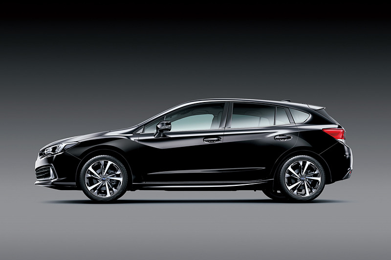 クリスタルブラック・シリカ