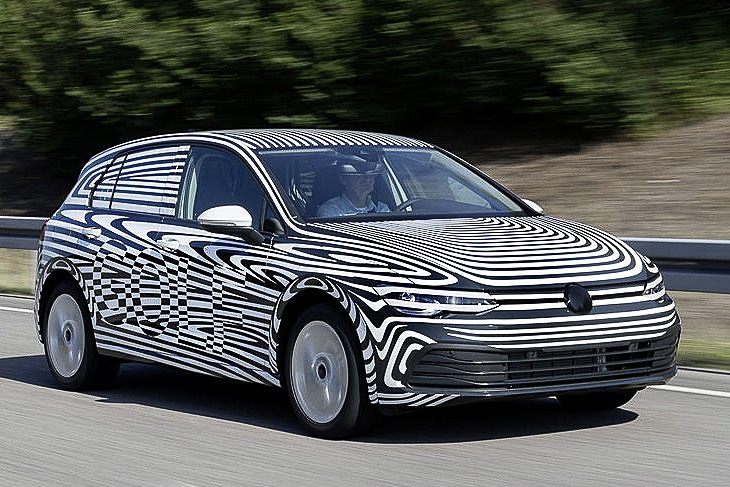 新型「ゴルフ」プロトタイプ