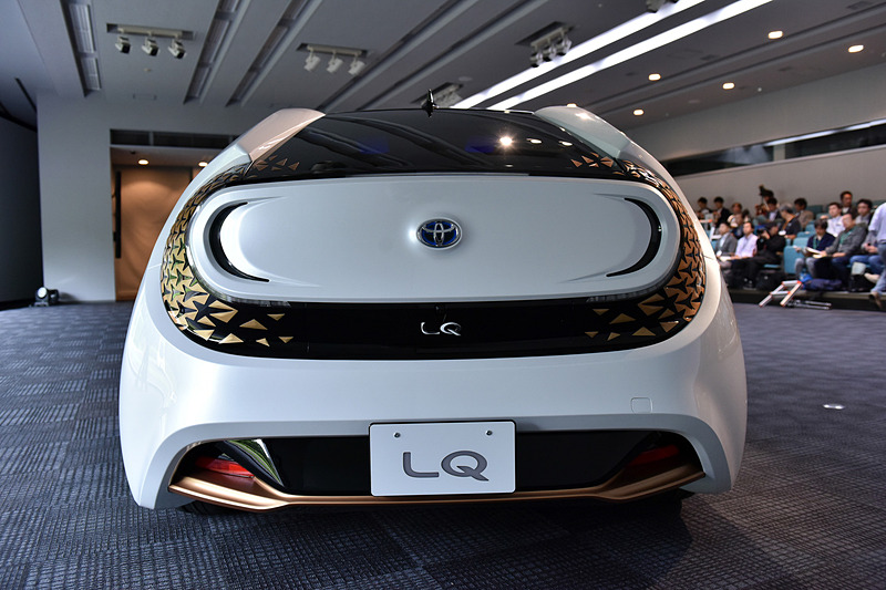 各角度からのシルエット