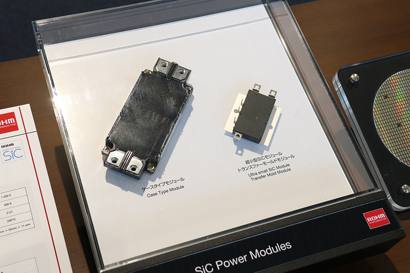 超小型SiCパワーモジュールも展示された
