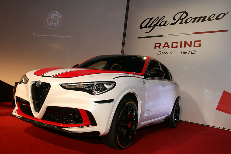 「ステルヴィオ クアドリフォリオ F1 Tributo」