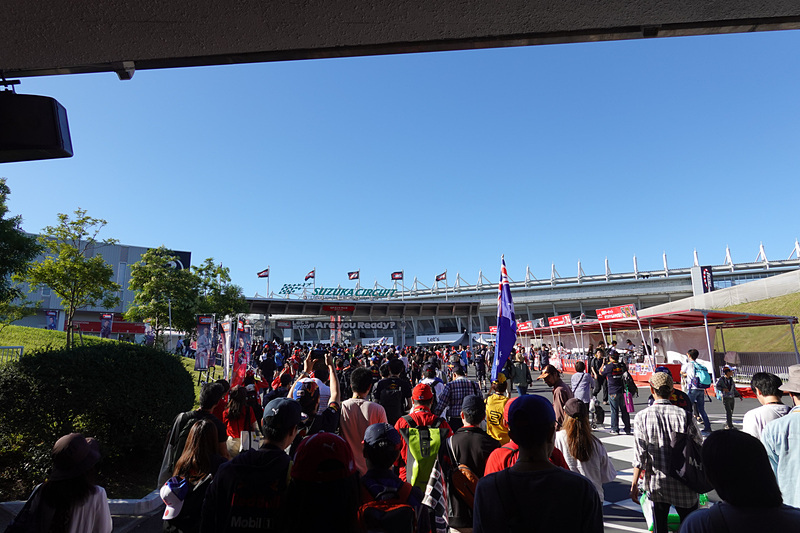 こちらはサーキットのゲート。スムーズに入場していた