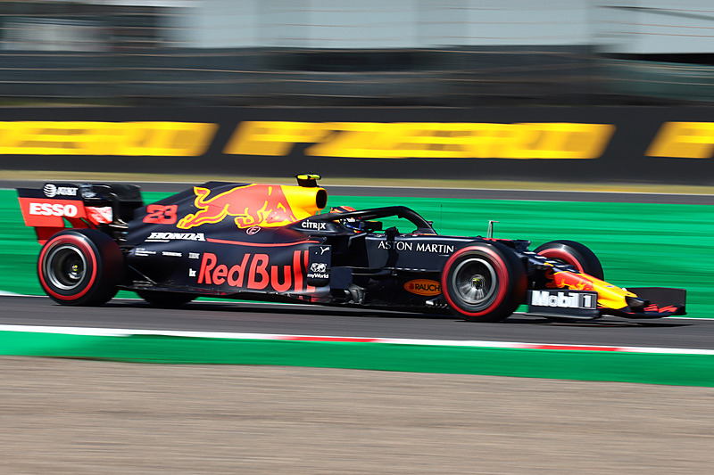 フェルスタッペン選手と1/1000秒まで同タイムとなったアレクサンダー・アルボン選手（23号車 レッドブル・レーシング・ホンダ）。タイムは1分27秒851で6位