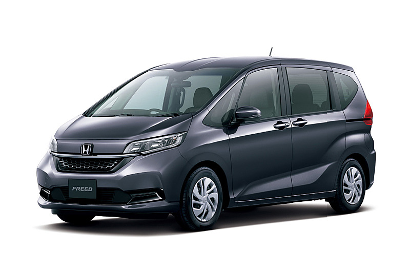 新規採用色の「スーパープラチナグレー・メタリック」（3万3000円高）