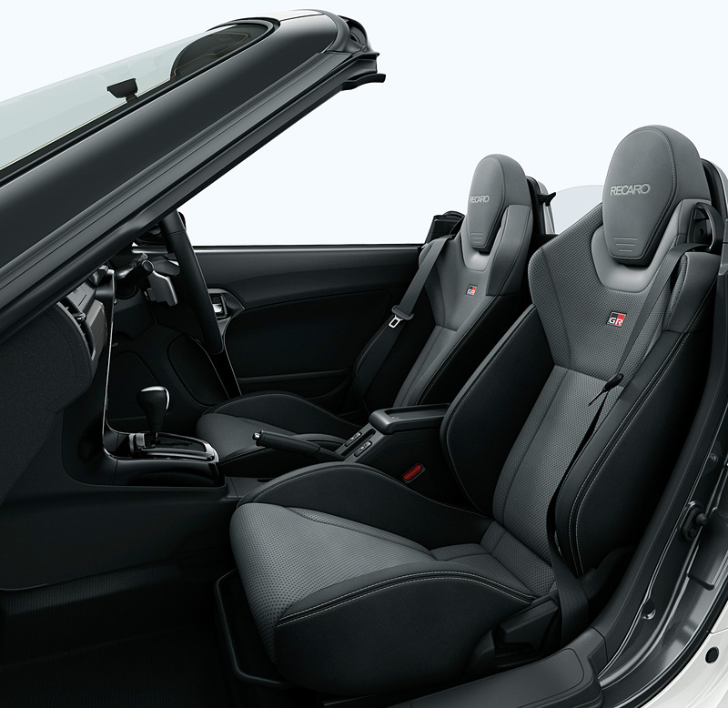 CVT車のインテリア