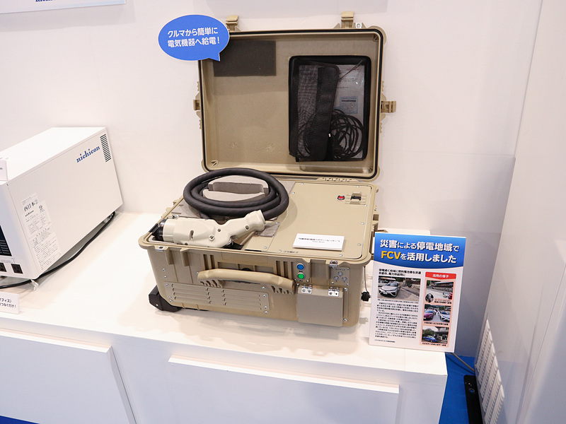 ニチコンの可搬型給電器「PowerMover」