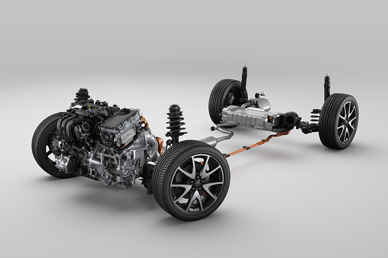 ハイブリッドモデルのパワートレーン