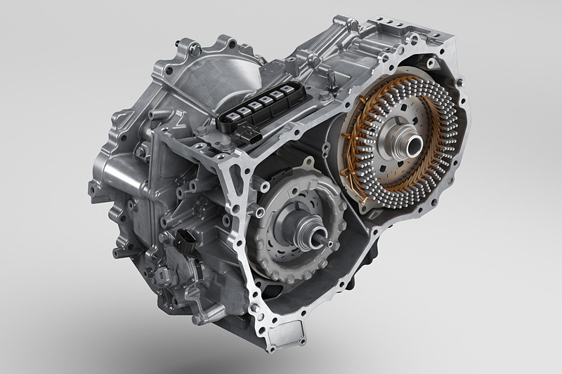 高電圧化と制御の改善で出力を高めた高出力・高効率モーターを内蔵するトランスアクスル