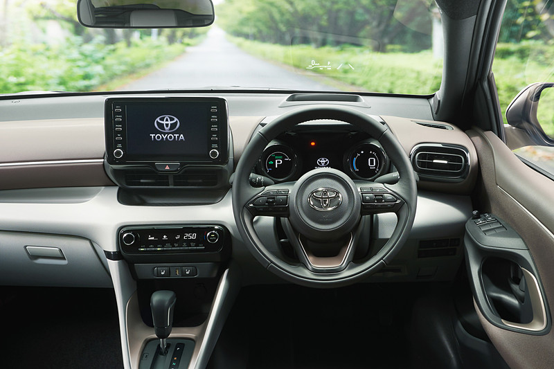 新型ヤリスのインテリアは「スポルテック・コクーン」がキーワード