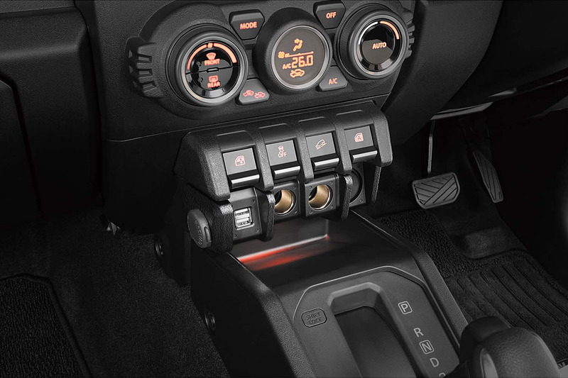 ジムニー専用 増設電源ユニット（品番：NZ587）