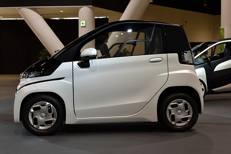 超小型EV。ボディサイズは2490×1290×1550mm（全長×全幅×全高）