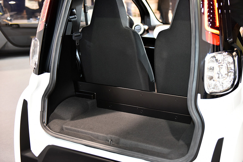 超小型EV。ボディサイズは2490×1290×1550mm（全長×全幅×全高）