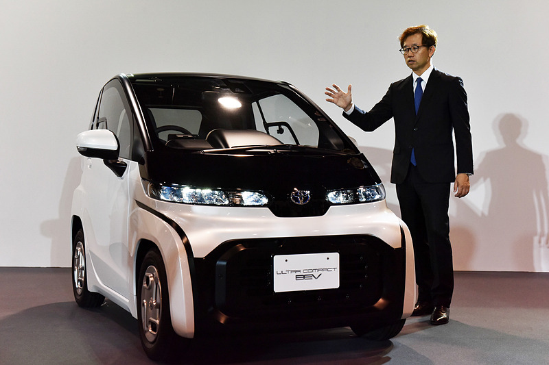 トヨタが2020年冬に発売する予定の「超小型EV」と開発責任者 谷中壮弘氏