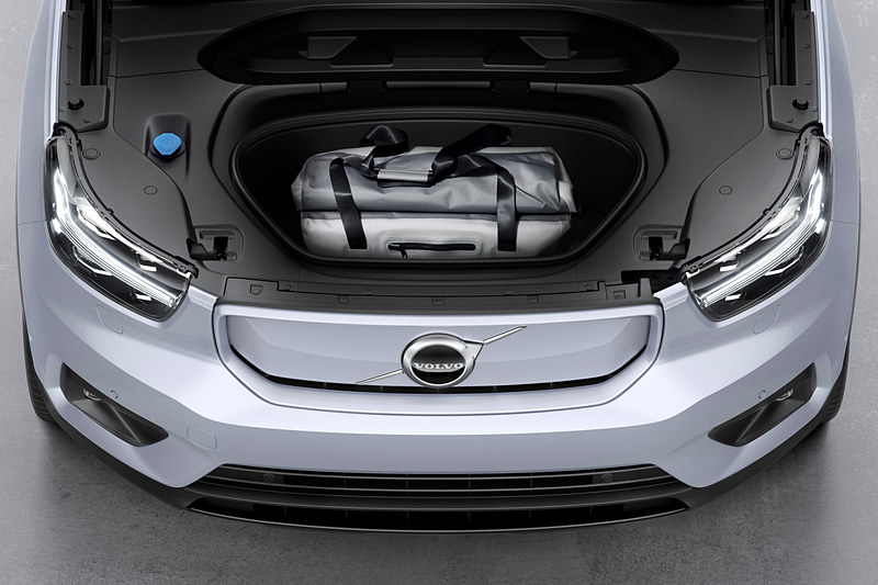 新型EV「XC40 リチャージ」