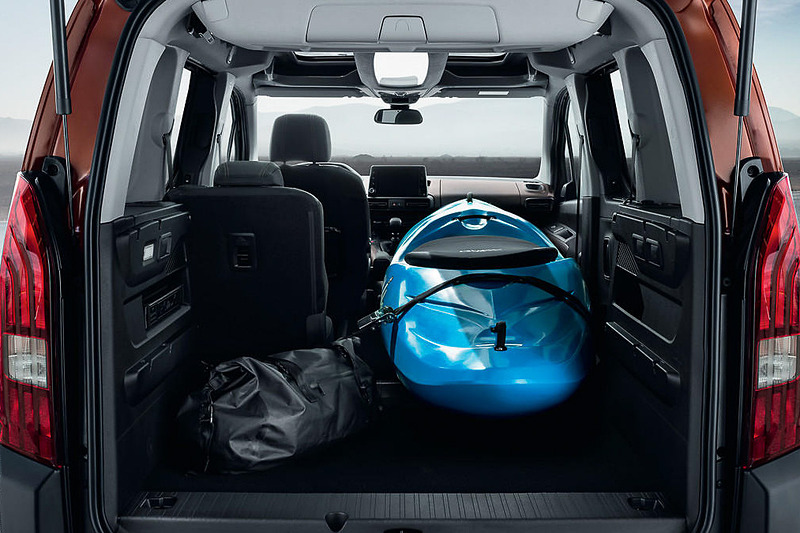 新型MPV「リフター」（写真は欧州仕様車）