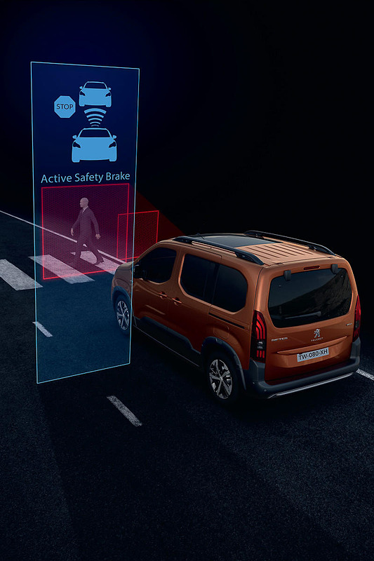 アクティブセーフティブレーキのイメージ