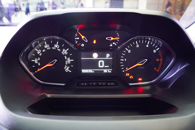 リフターの内装