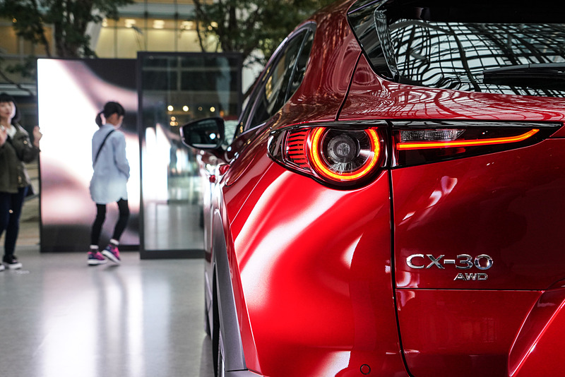 流麗なボディへの映り込みがとても美しい